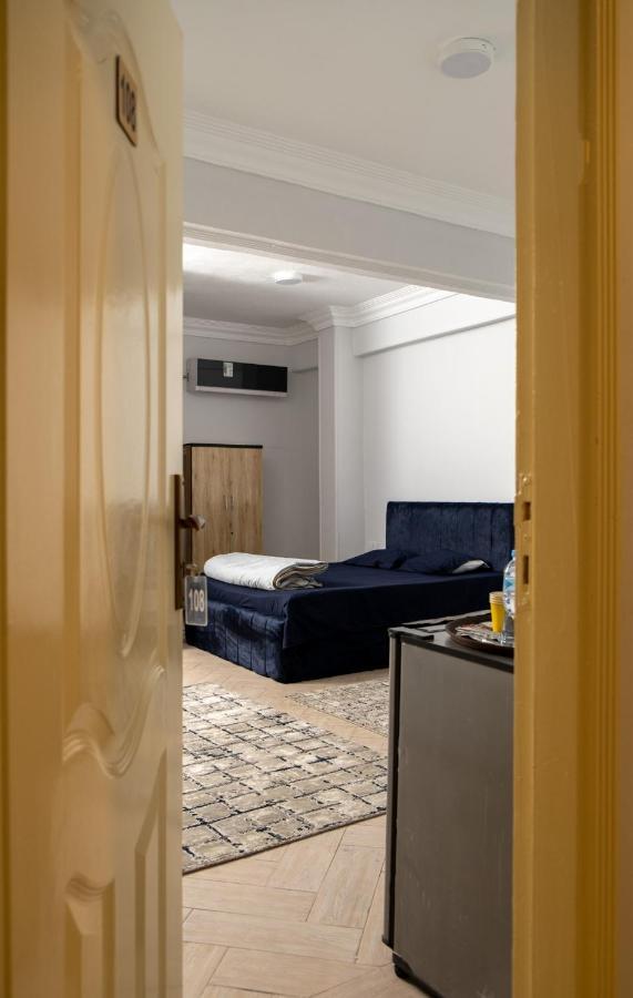 Beko Three Pyramids 2*